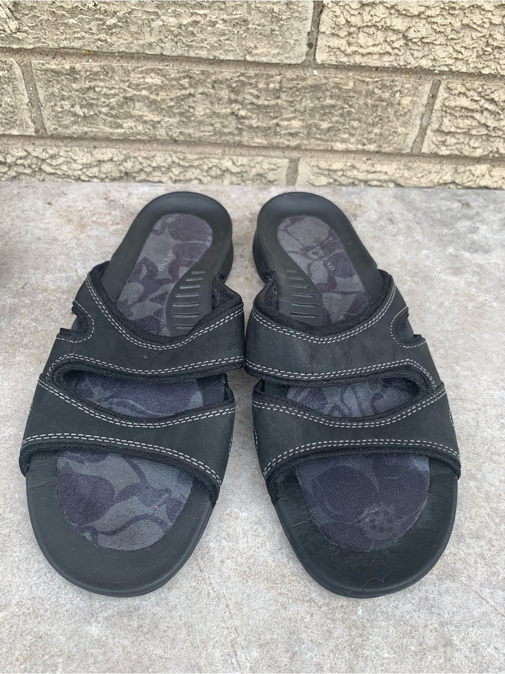Lands' End Women's Black Slide Sandals with Floral Insole size 8